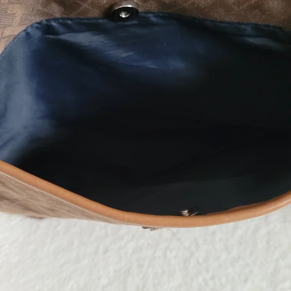 Tommy Hilfiger Brown Geometric Crossbody Bag - Picture 2 of 3